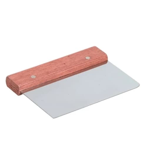 150 x 190mm Dough Cutter Wooden Handle Dcs0005